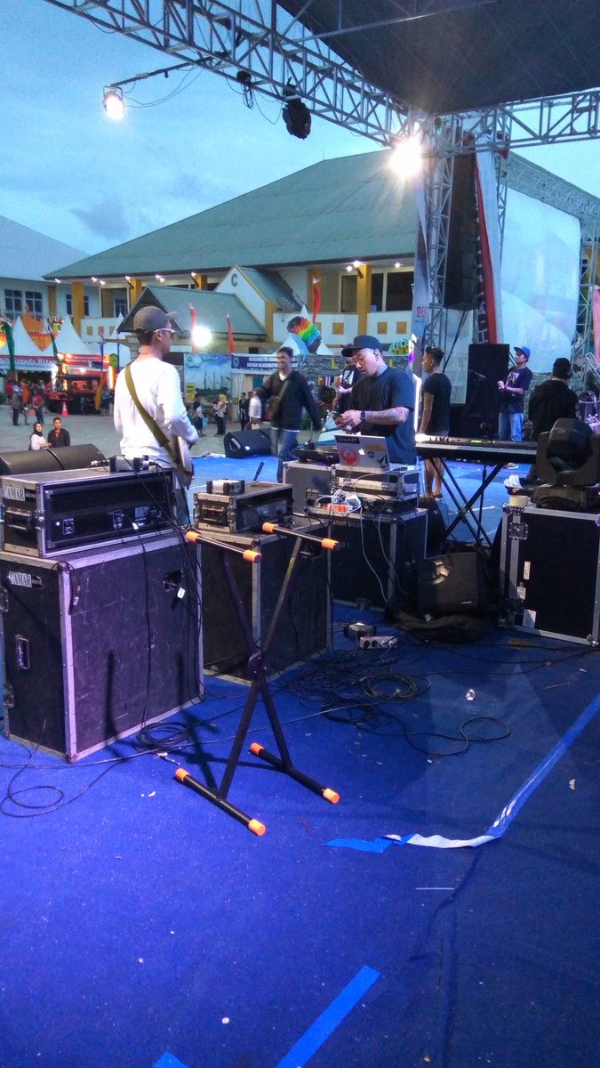 Check sound @saintlocorocks <a href="/lampungfair2017/">Lampung Fair 2017</a>