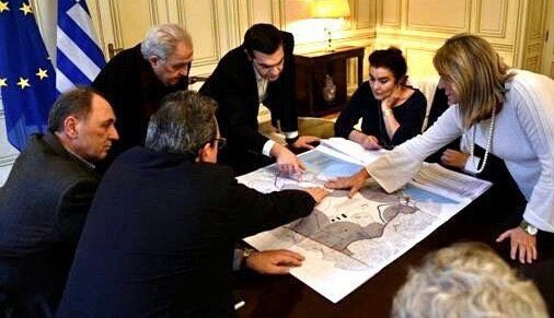 zaralikos's tweet photo. - Απο δω θα αρχίσουμε την ανατροπή του καπιταλισμού 
- Οχι απο δω 
- Διαφωνώ απο δω είναι καλύτερα 
- Ιδέα. Το πουλάμε χτίζουν ουρανοξύστες ανεβαίνουμε στην ταράτσα βλέπουμε καλύτερα το σημείο ανατροπής του καπιταλισμού 
- Σατανάς είσαι https://t.co/3AbxKFiEI0