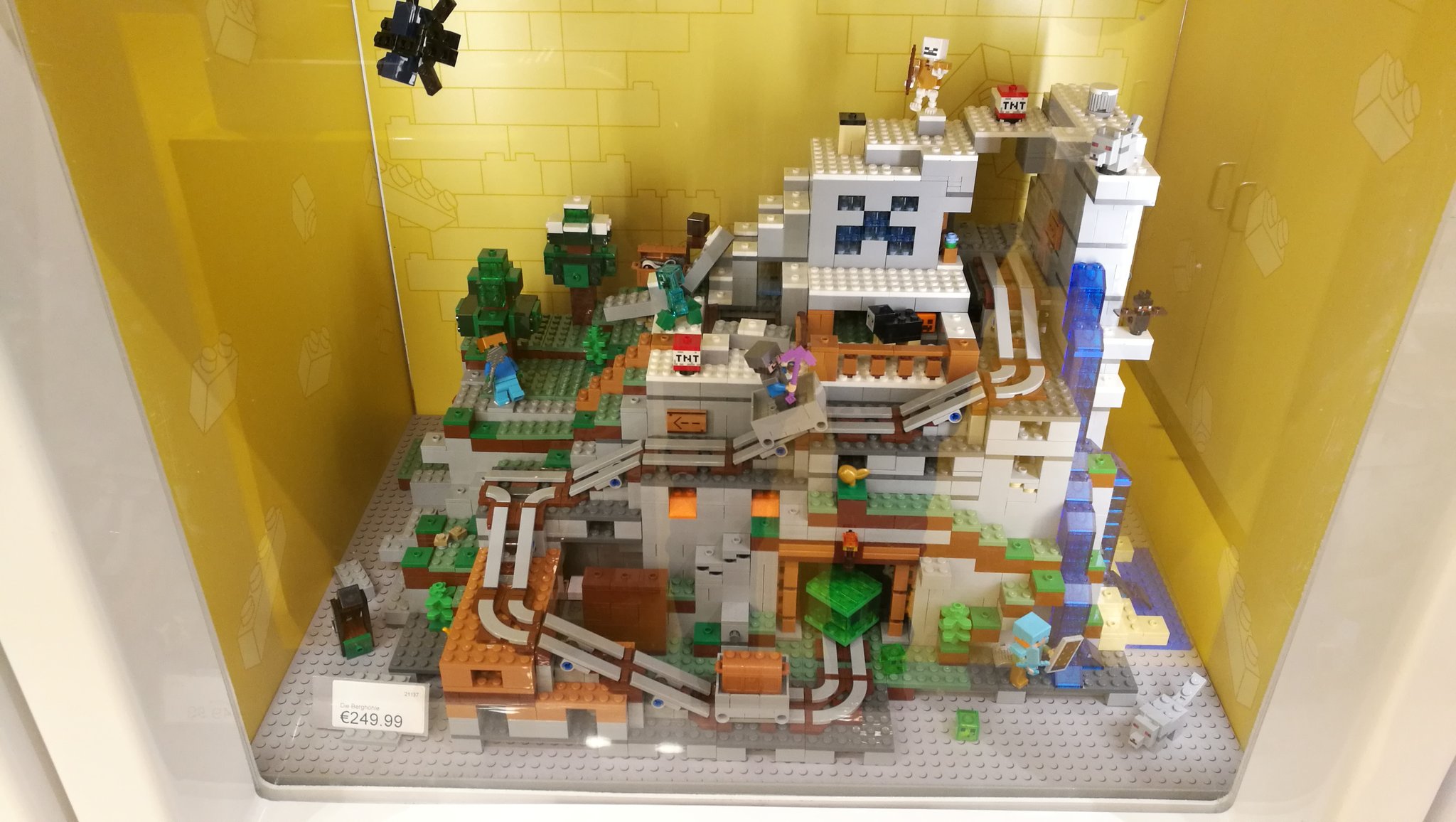 minecraft lego underwater temple