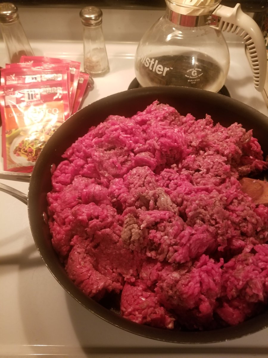DawnCuster's tweet photo. Guess what I am up doing this morning? Yup making tacos for the Varsity Wrestling Team. Another Saturday watching wrestling.🤼♂️ Another hectic day🙃
#momlife
#Plexuspower https://t.co/RGTx3SXlv2