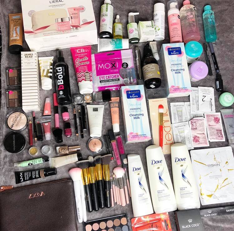 CathLynch's tweet image. Check out facebook.com/shapesandshado… to #Win all these goodies by donating to @PMVTrust via @MeaghersPharmcy. @ShadowsShapes Please spread the word