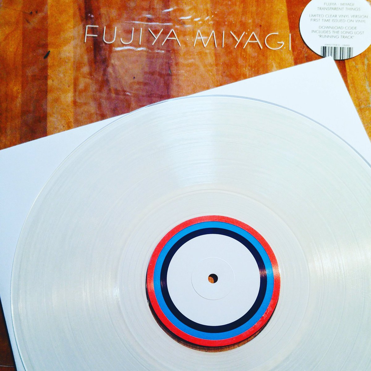ThePressureDrop's tweet photo. Straight onto the Christmas / New Year playlist!! @FujiyaAndMiyagi #transparentthings #vinyl https://t.co/xNlUYFE7xf