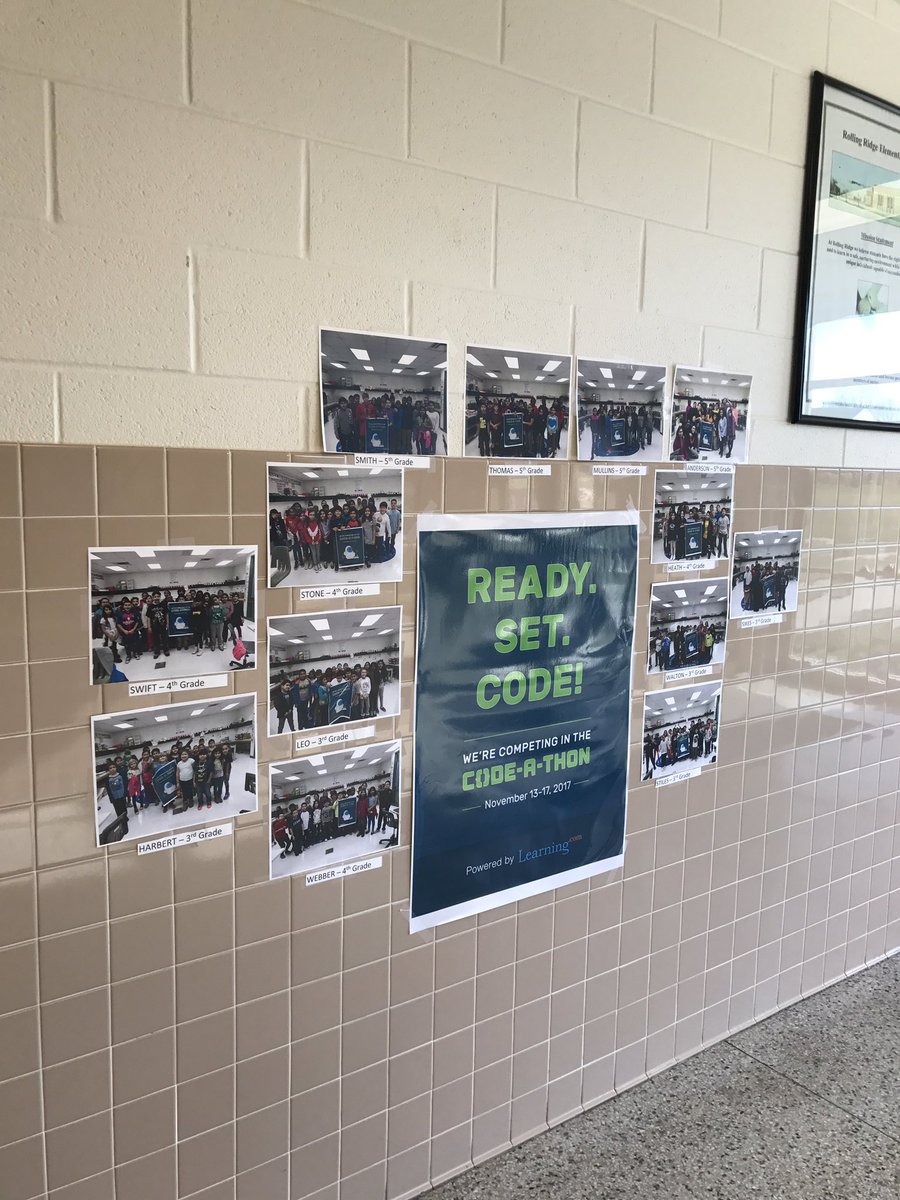 AbbySpessard's tweet photo. My students had so much fun coding this year so far! 2 events down but I think there will definitely be more coding happening @RRD_LCPS ! #codeathon2017 #HourOfCode2017 #stemsuperstars @NMartirossian https://t.co/SF3XC75wxR
