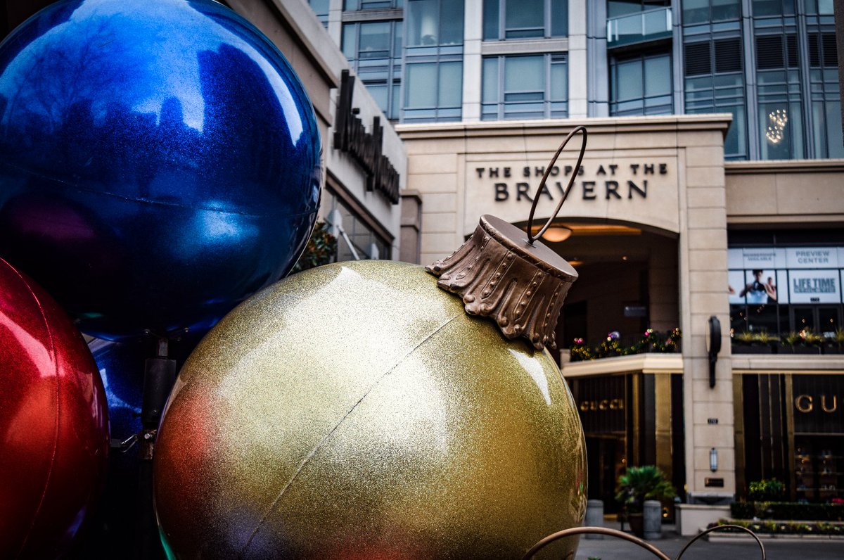 ✅ 🎅 If you've checked everyone off your holiday list, treat yourself to an early holiday gift and visit The Shops at The Bravern for coffee, dinner, dessert...after a day at the spa! 💆