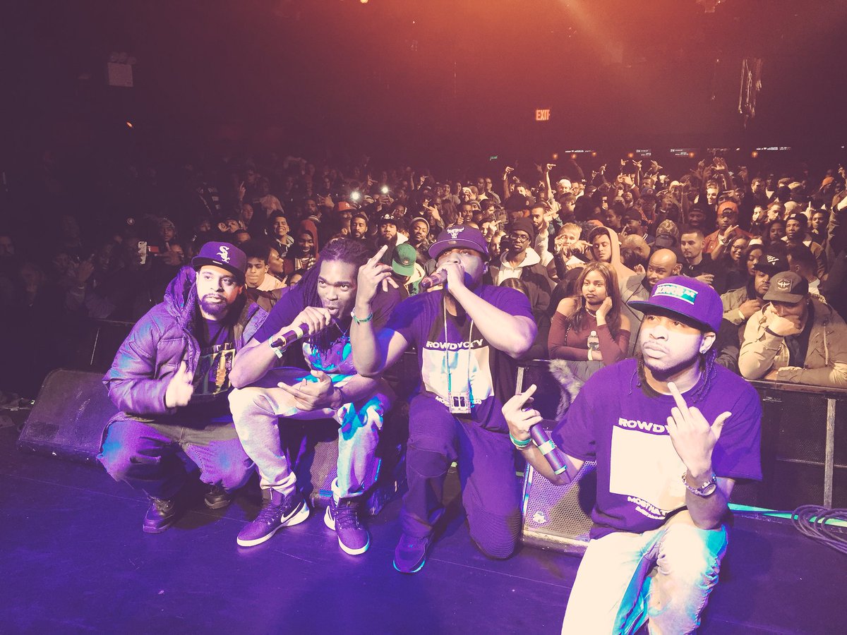ReadyRockDee's tweet photo. Last night on #TheProgramTour was so fucking epic! Nothing like them NYC vibes and sold out Irving Plaza. We did it for Hip-Hop. Love! #CamRon #RowdyCity #Dipset #MHE https://t.co/JkomANx8Fw