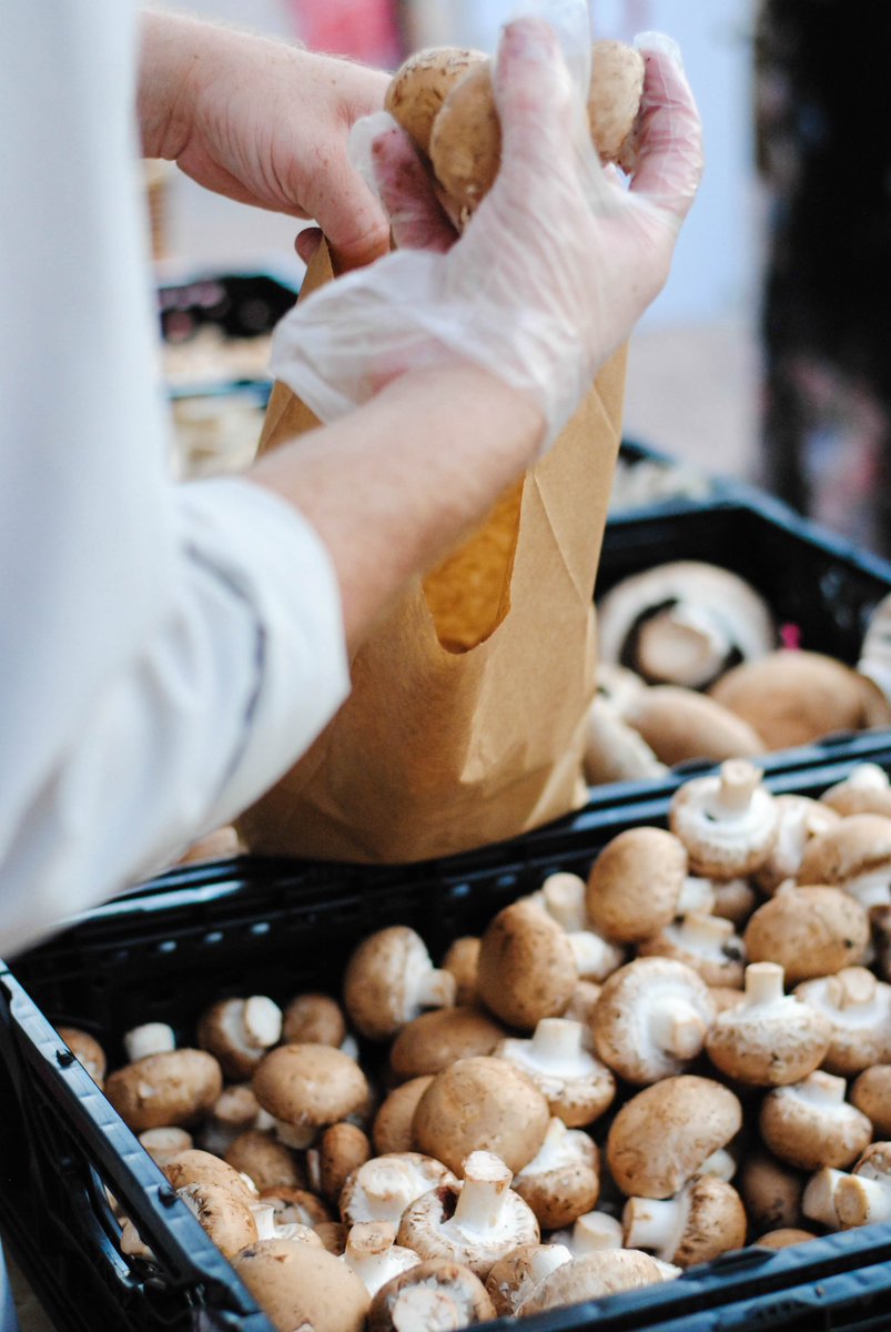 KitchenPride's tweet photo. Stocking up for Christmas recipes! Come and see us this morning at the New Braunfels Farmers Market! 🙌  #kitchenpride https://t.co/dU5nREdd7o