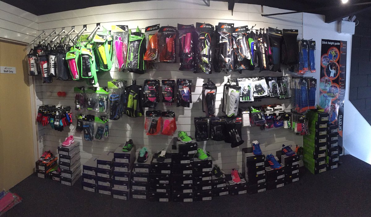 It’s last chance Sunday! We are open 10am until 4pm at our Sheffield store, for: 🏏 Cricket bats, pads, gloves, body protection, shoes, bags, coaching equipment. 🏑 Hockey sticks, gloves, shin guards, shoes, bags. One last main present? Or stocking fillers?! We’ve got you covered
