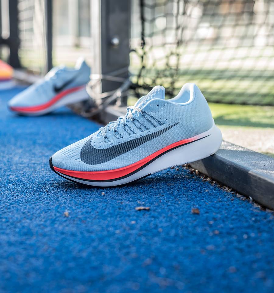 zoom fly ice blue