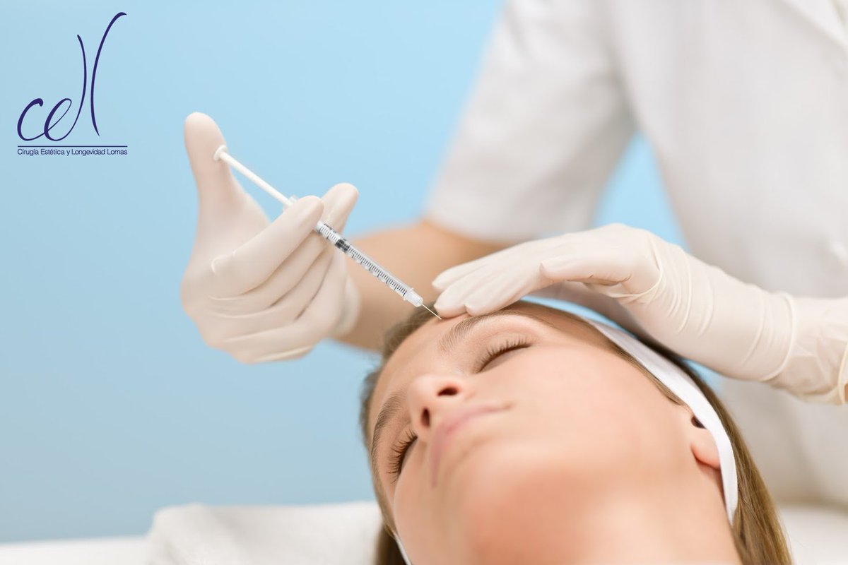 Cellmx's tweet image. ¡Rellenos Faciales en #ClínicaCell! Suavizan las arrugas, remodelan el contorno facial, rellenan surcos y aumentan el volumen de los labios. ¡Agenda tu cita de valoración al 5253 2175 o por mensaje directo! 😊 #Cell #esteticafacial #rellenosfaciales #acidohialuronico #piel