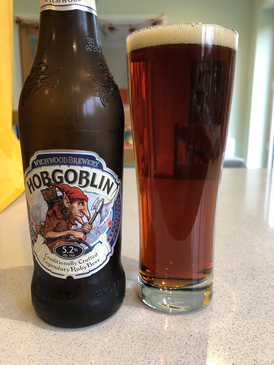 jackpotjon's tweet photo. First #beer of #Xmas A @Hobgoblin_beer Good way to start. #jackpotjonxmasbeers #beer1 https://t.co/D2mZLqttmy