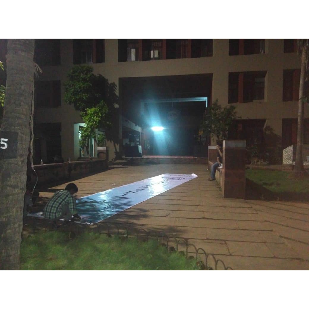 FCRITCouncil's tweet photo. Glimpse of a week before FACES!
What a crazy time! Thanks to all the hostelites, friends and students who came and helped us out! It would have been impossible without you guys!
This post is to all the flying thermocole, decreasing patience and sleepless nights.
#FACES2017 https://t.co/XdKPqmR7uk