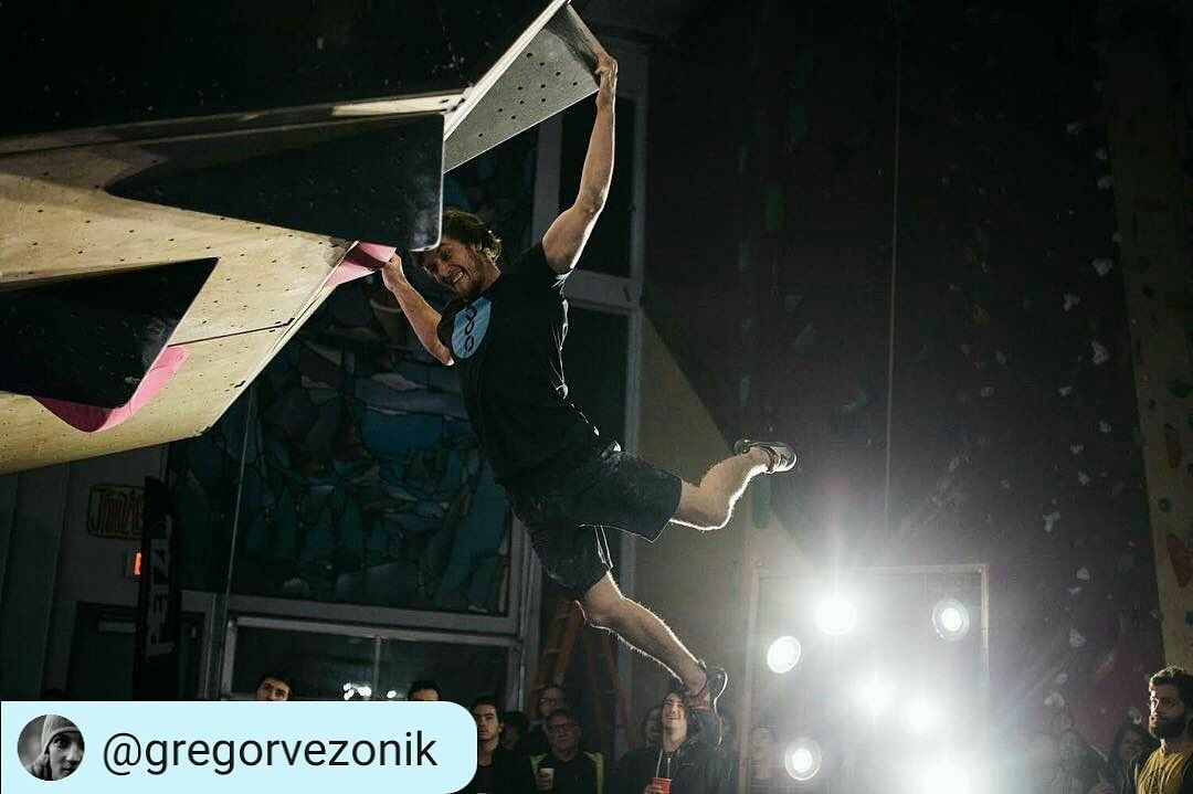 360HOLDS's tweet photo. #360holds
#everydaysomethingnew #everydaysomething360 
Try hard faces were my thing at yesterday's Violet crown finals 🤣
Psyched about coming out 4th! It was an amazing event and thanks to @teamtexas96 for convincing me to take part at it 👊 😅 📸: @jimmypaenkhay https://t.co/wiFmwoaSmy