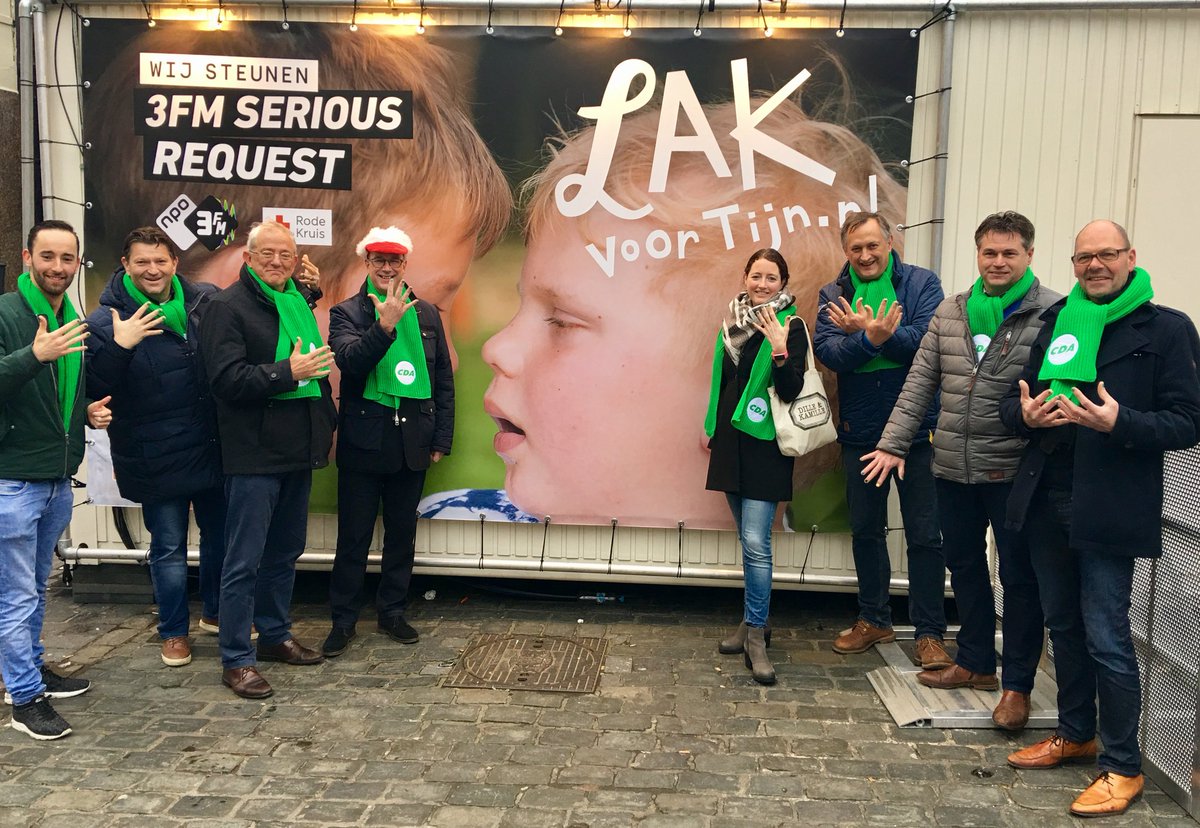MarcGroothuijse's tweet photo. We houden in de beste binnenstad @breda de actie van onze @lakvoortijn in ere. @SeriousRequest @3FM @CDA_Breda @CDABrabant https://t.co/cSU63mCzps