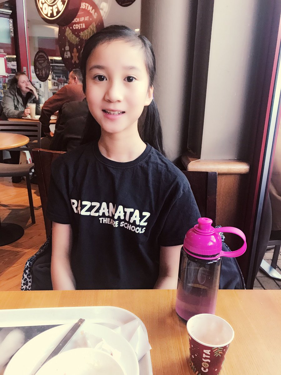 nanazhao tweet media