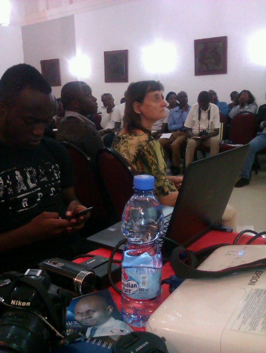 jaredpanzubbk's tweet photo. #RDC : #FaceAuxJeunes Deuxième Thématique de l'échange : Problématique de l'emploi des jeunes et l'entrepreunariat en RDC @PatrickMuyaya @habariRDC @actualitecd @bujakeratshiams @ntetika https://t.co/eziFCeTMXH