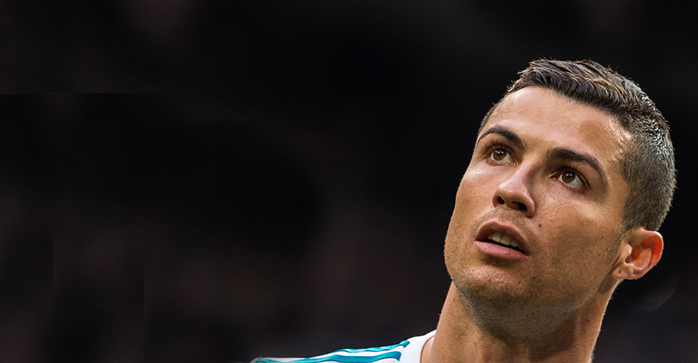 Classement de la Liga

1. FC Barcelone > 45 Points 

... Real Madrid > 31 points