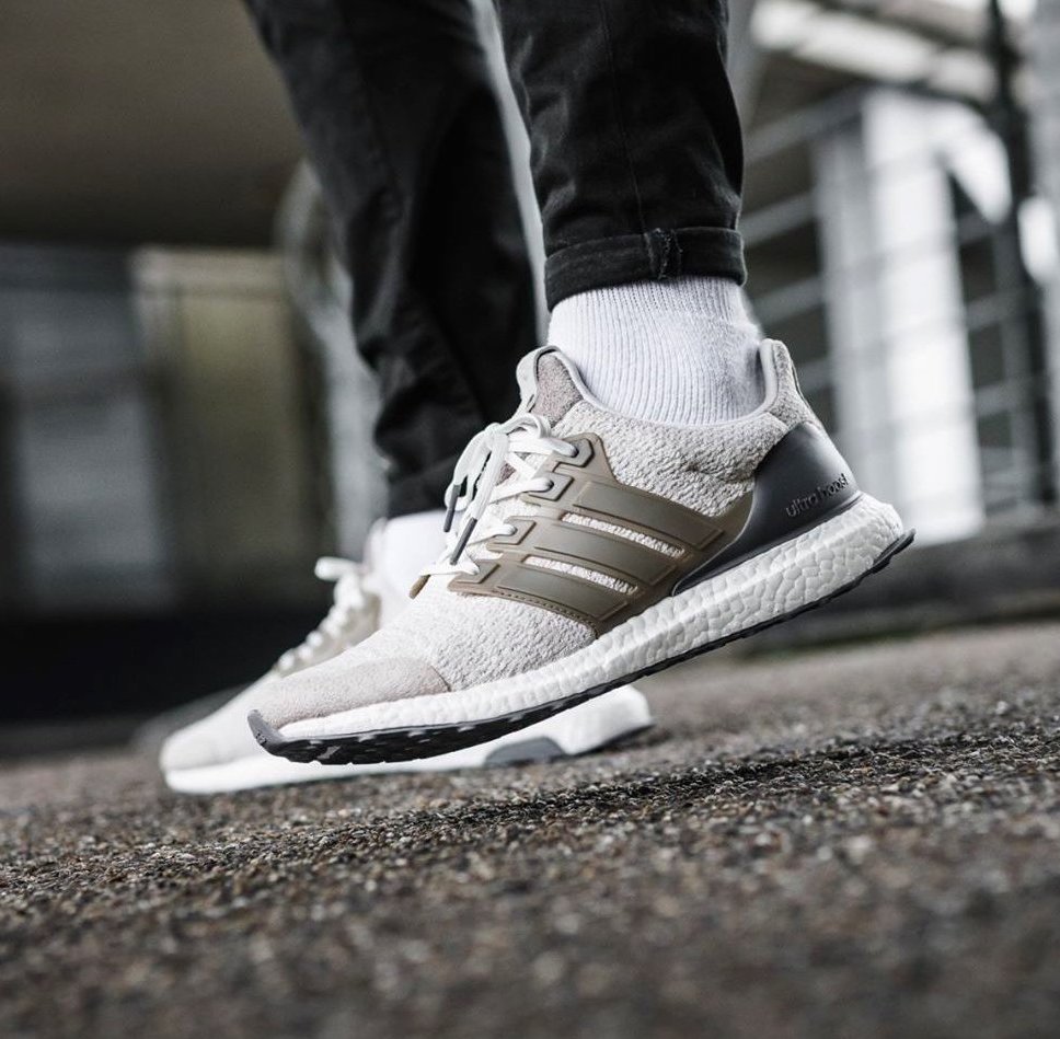 ultra boost sns lux