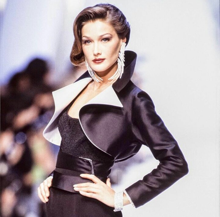 Happy birthday Carla Bruni 