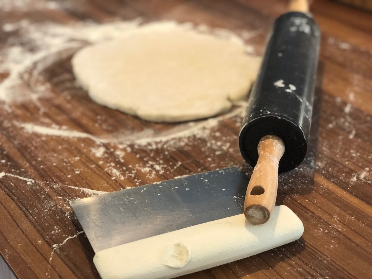 davidashaffe's tweet photo. Yup! Happening now! 
#MerryChristmas
🎄🎁🎅🏼👌😊
#ShafferBoyTreats
#ShafferBoyPies
#BakeYourOwnPies https://t.co/aszrnWDPDD