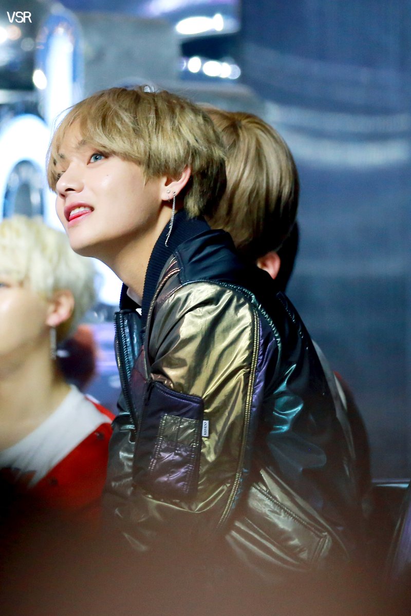 taehyungpic tweet picture