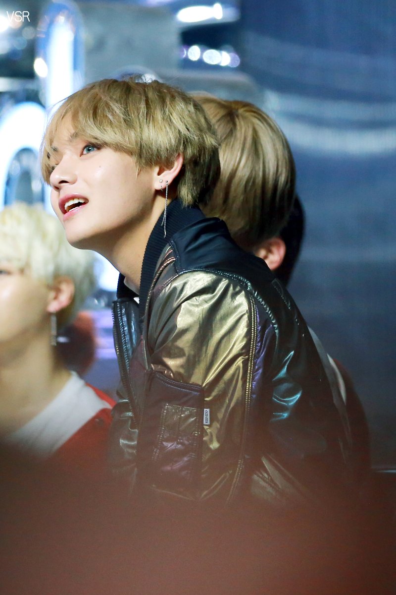 taehyungpic tweet picture