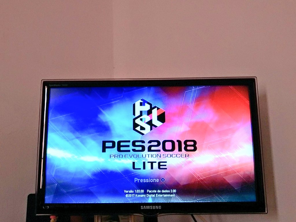 pomerense's tweet photo. e ai, vamo? Manda @... #PS4 #PESonline https://t.co/2vUBh9rDCF