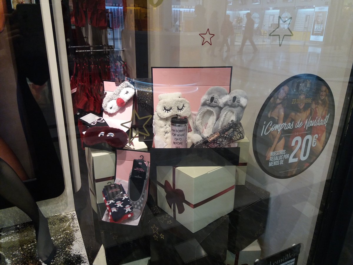 #12daysofgifts Ven y descubre regalitos por menos de 20€ en #hunkemollergrancasa 🎀😘 <a href="/rmoratahkm/">Raquel Morata</a> <a href="/cantor_monica/">Mónica Cantor</a> <a href="/TRamosDesi/">Desiree Trascastro R</a> <a href="/Trainer_HKMSP/">HKM_Trainer SP</a> <a href="/Hunkemoller/">Hunkemöller</a>