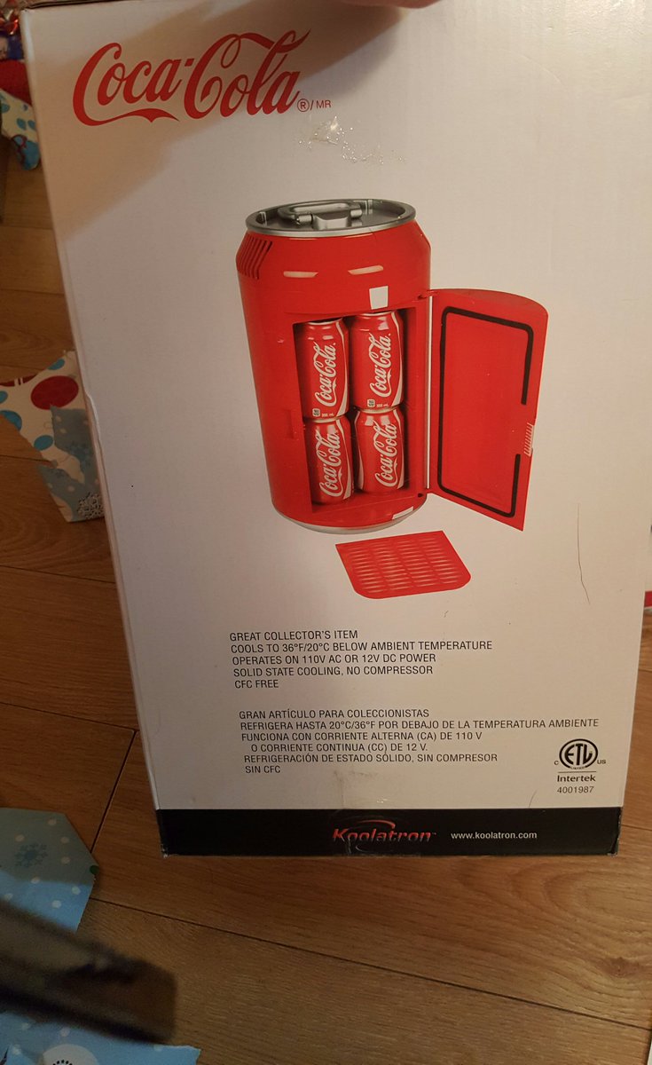 casey_langton's tweet photo. Hubby bought me a coke cooler to keep my coke cold at work. #BestGiftEver 😍😍😍 https://t.co/1Jeg024G0c