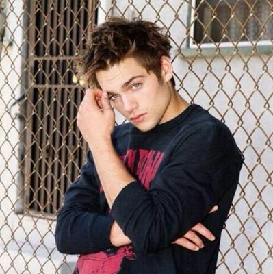 ✦ ¡B i e n v e n i d o! ✦

@xDamiMurpx #PolyjuiceRol Te abre sus puertas, esperamos que tu estancia con nosotros sea toda una aventura. 

✦ Damián Murphy ✦