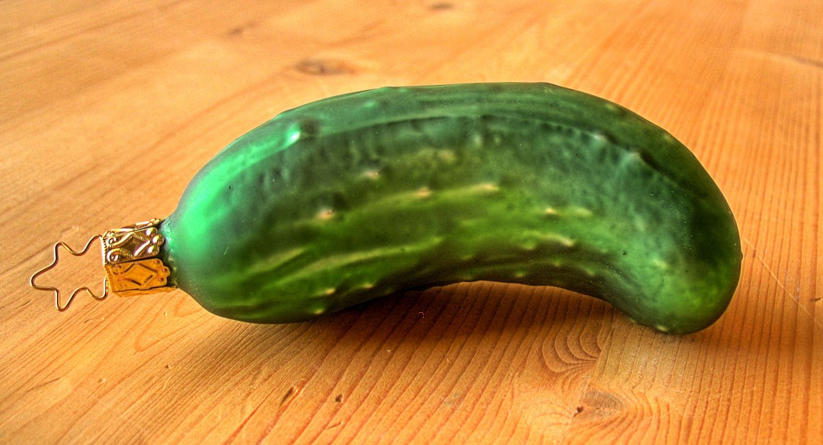 It's the last day to find our Christmas Pickle for a chance to win a $100 gift card! Here's a hint: Keep your eyes on the prize in the skies...

Draw will take place at 5:00 p.m.!