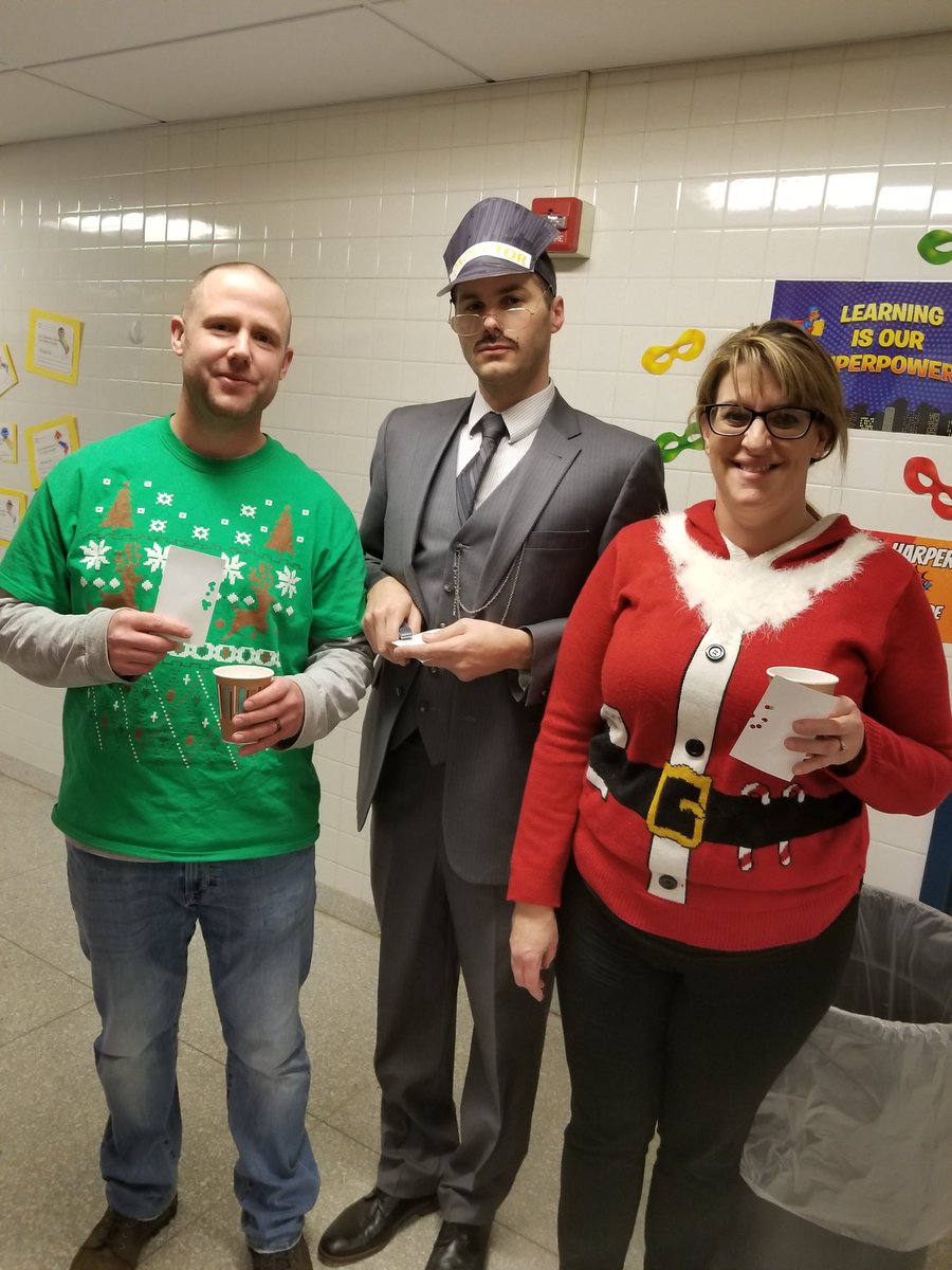 HWSmithscsd's tweet photo. Chug-a-chug-a HW Express has arrive! Hot chocolate for all! Mr. Scholz was the best conductor ever! #teamHW #HWexpress @SyracuseSchools https://t.co/cSN9PZVmz6