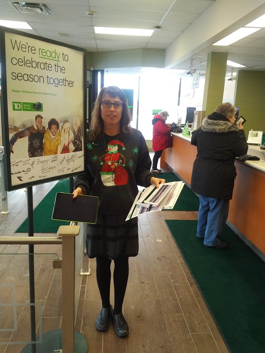 CMroy17's tweet photo. Great job Bonnie  getting our Listowel customers #digital ready over the holidays! #Merry Christmas! #2018calendars #thank you for your business! https://t.co/p8xNnDUFXi