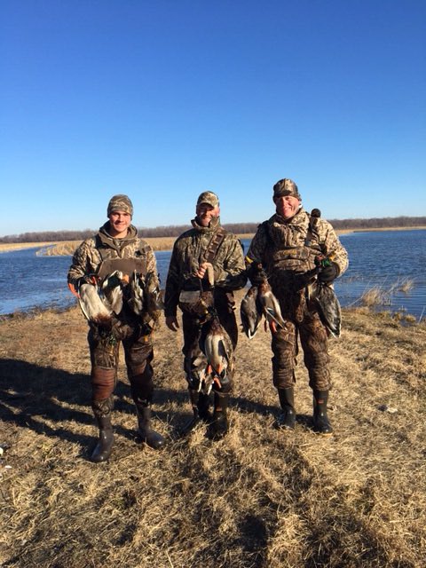Bigwilk44's tweet photo. @nick_wilke29 Great hunt today! #whackemandstackem https://t.co/BCrkhopNOF