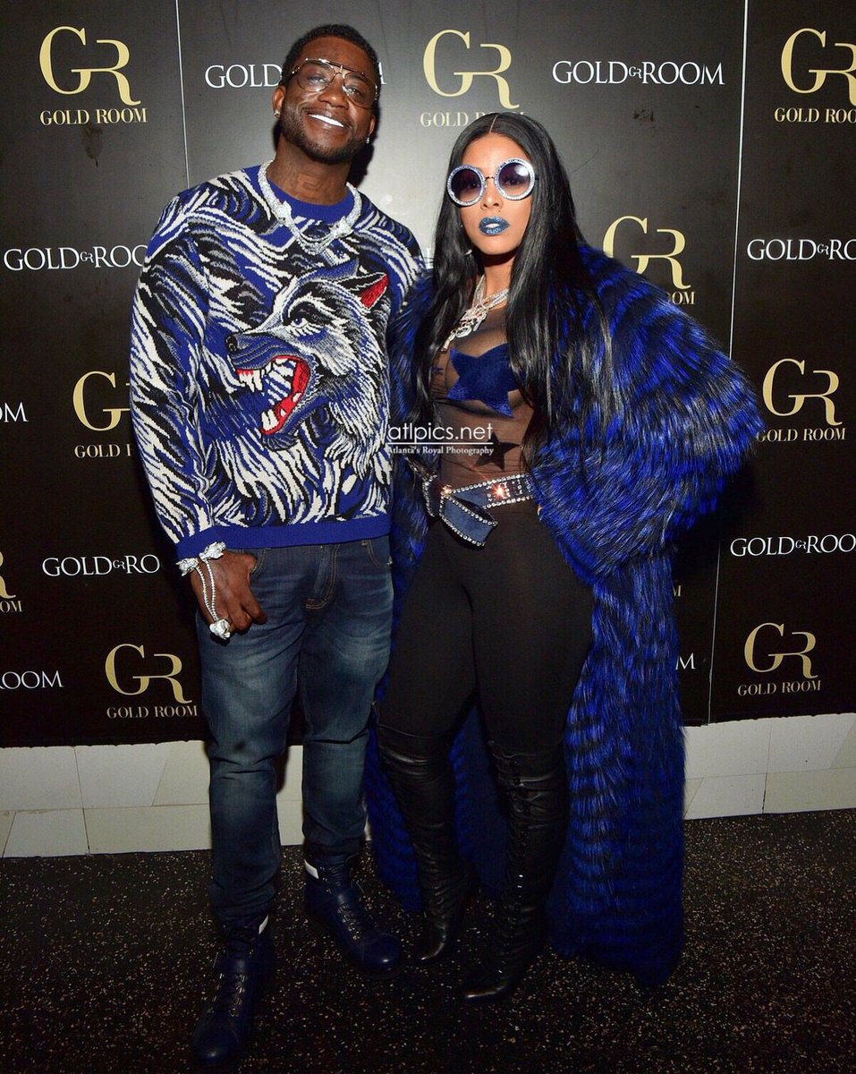 KeyshiaKaoir's tweet photo. The Wopsters 💙💍 https://t.co/OfssDuiQ15