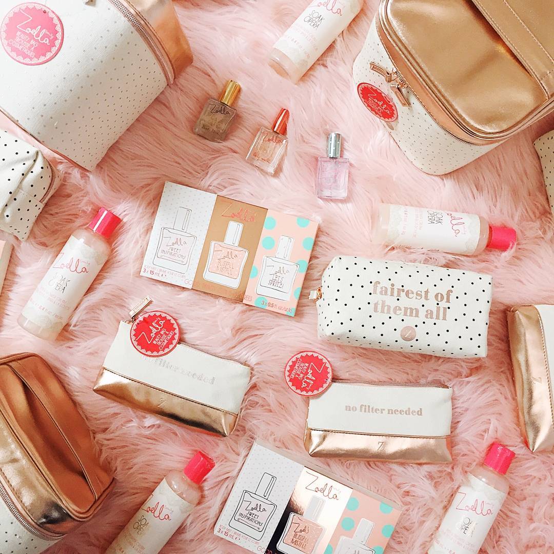 win4free2day's tweet photo. WANT 💯% REAL ZOELLA COSMETIC GIFTSET? 👀😊Instant DHL Shipping WORLD WIDE!!😊 ALL 🆓!! ⏲LIMITED OFFER⏲Get Your Own Now
https://t.co/5jATBE88MB     
#GETZOELLABEAUTYCOSMETICTODAY #DAILYSHIPPINGTOEVERYONE #ZOELLAFANGIVEAWAY https://t.co/arcTG7CVUz