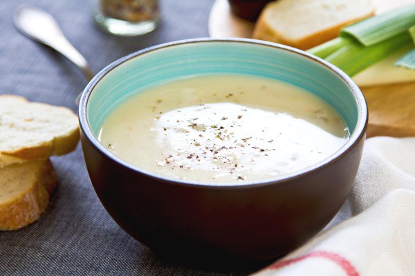On se fait une bonne soupe ce soir ? Oui, une gourmande et veloutée avec le Camembert #bio et la crème #laitplaisirs
La recette Marmiton​ > bit.ly/2pbqB2R
Notre Camembert de Normandie d’exception : bit.ly/2BysSep