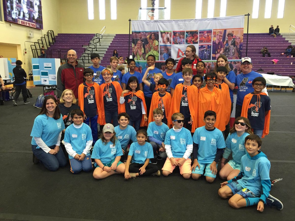 BollesSchool's tweet photo. Go BollesBots! #BollesRobotics https://t.co/wESmHl9UCr https://t.co/3xiwUMTxQY