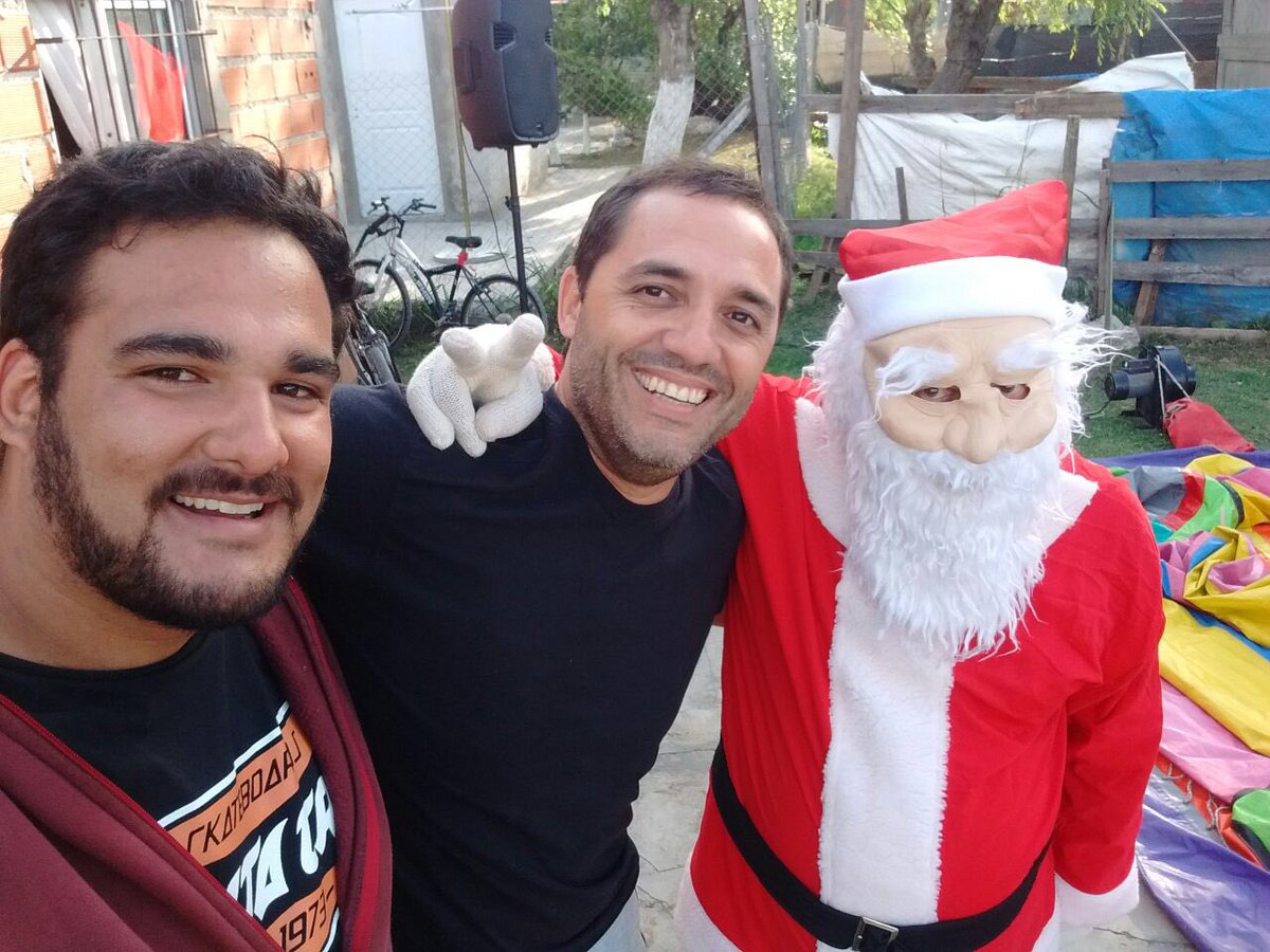 mincarelli_juan's tweet photo. "Que este asalto a la ilusión de ser dignos no nos quite la alegría de poder ayudar" @minsaurralde @fernandogray @CascallaresPJ https://t.co/s4LoafN3MS