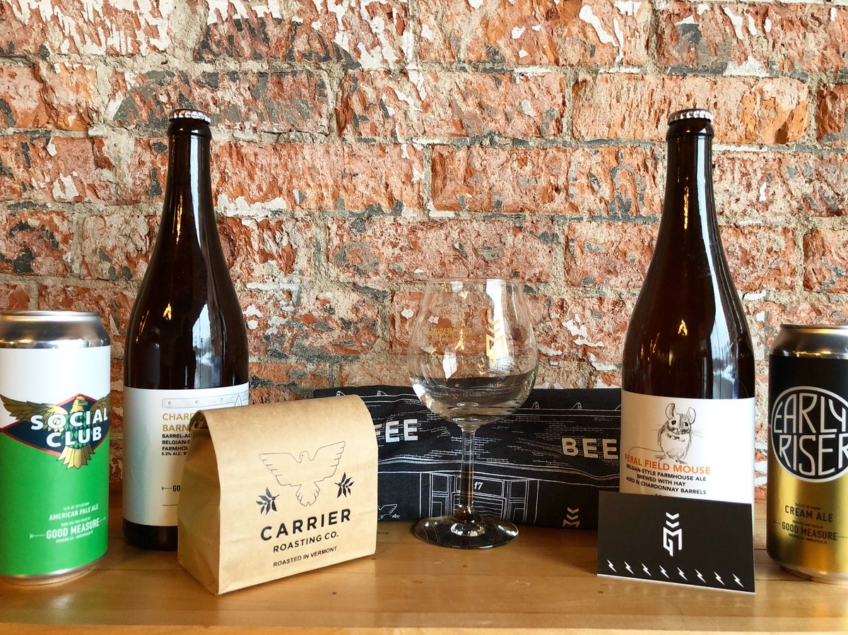 Last minute giftables. Open until 6 pm tonight then 12-4:30 tomorrow (Sunday) for all your holiday needs. Merry and a happy to you!! #vtbeer