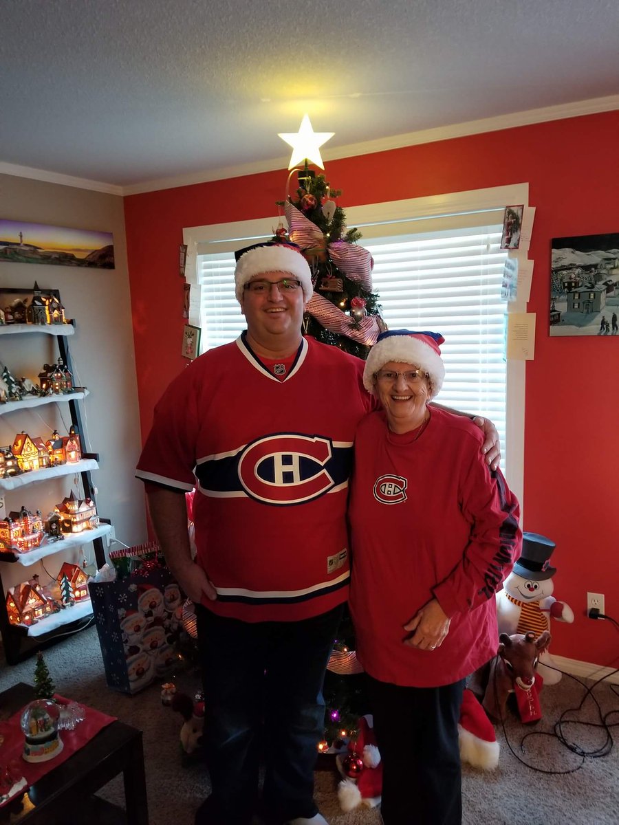 BruteEFull's tweet photo. @CanadiensMTL My husband @dinogeorge10 and his mom are headed to @RogersPlace tonight in #yeg to cheer you on! This is her first Habs game EVER and a lifelong fan! Can we get a RT for her? She's here from #heartscontent @NewFoundLand and is so excited! #GoHabsGo #MerryChristmas https://t.co/ufH40S93GA