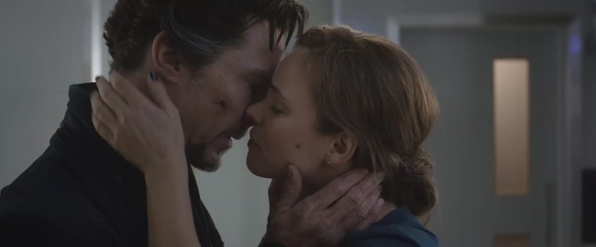 Lloro porque sé que en la vida voy a encontrar un Stephen Strange de BUEN ROL extenso que quiera OTP con un OC pero Ains.

#U