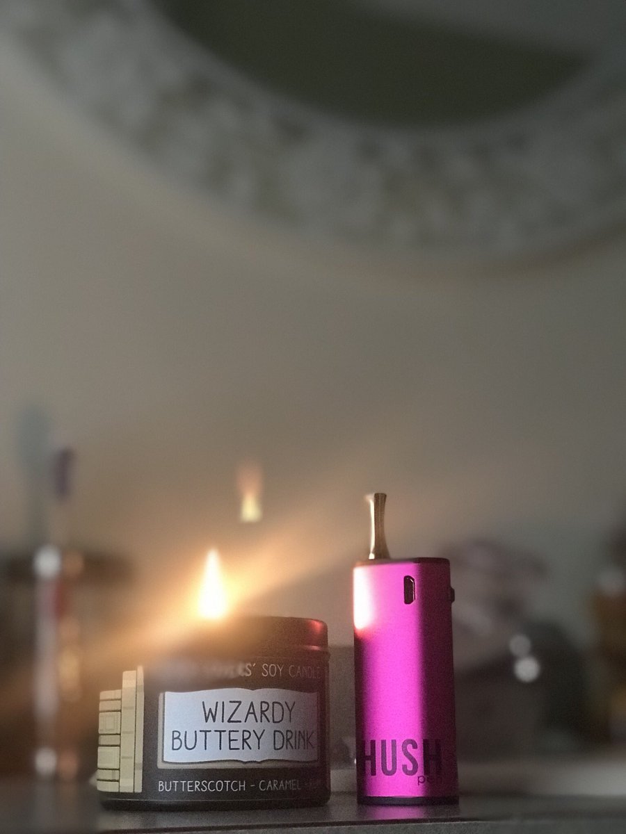 All I need after a day of cleaning and #giftwrapping...... -sigh- 🚿🌬⚡️ <a href="/HushPens/">Hush Pens</a> #ButterBeer #HushPen