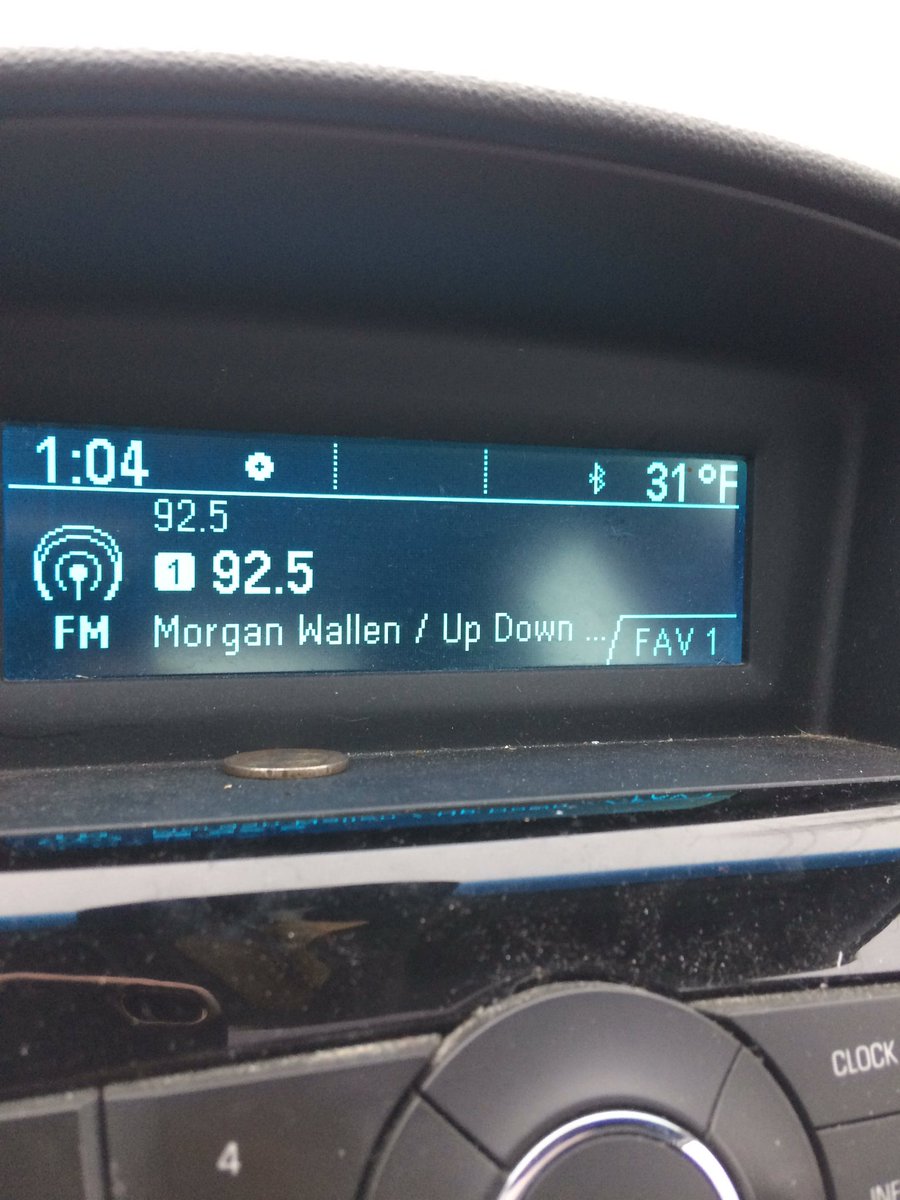 Fordprincess94's tweet photo. Yess. Love this song 😍 #morganwallen #fgl #updown #925wbee https://t.co/3BKb7wPrv2