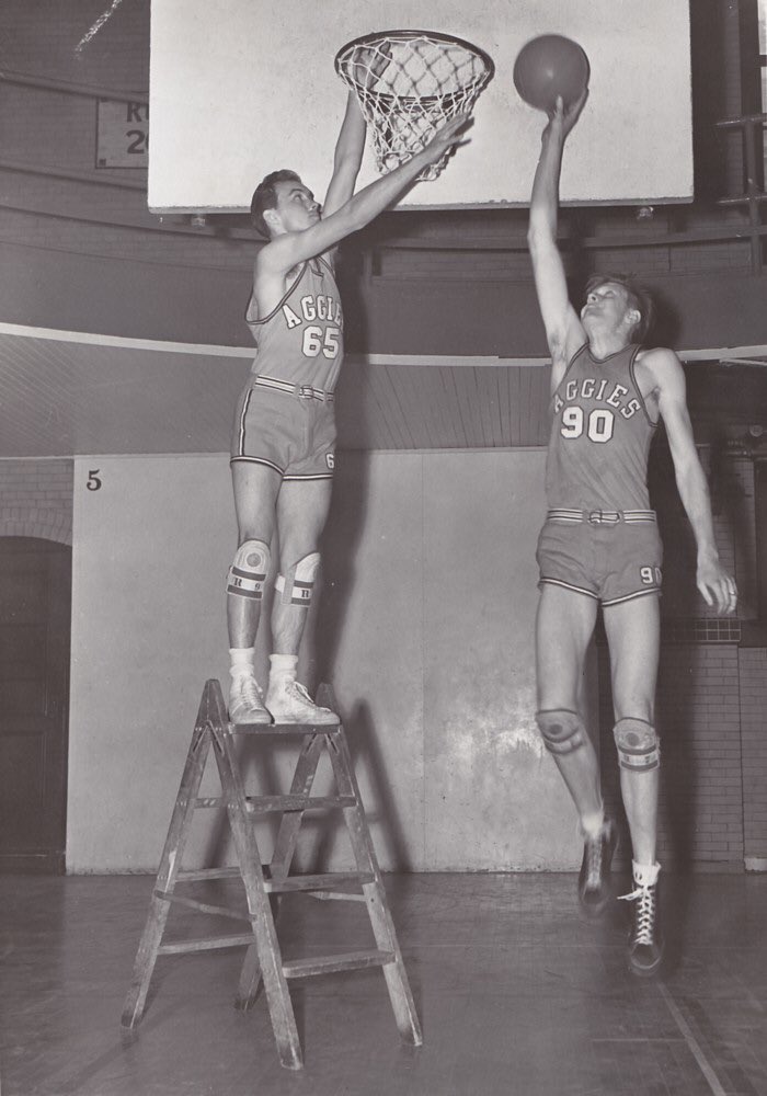 bob kurland dunk