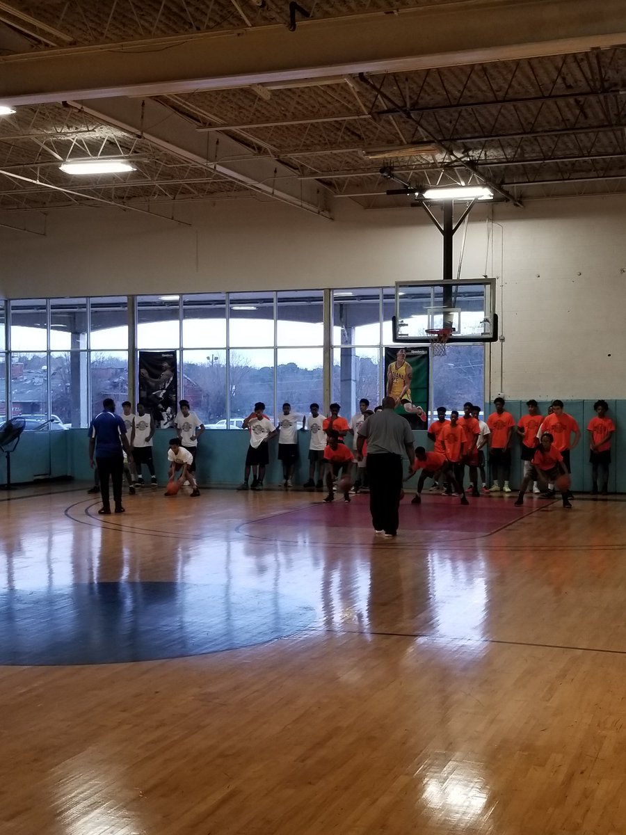 Coach Rosser tweet media