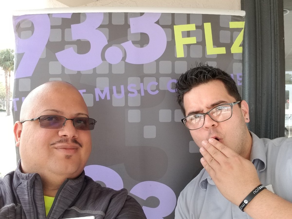 93.3FLZ in the HOUSE! Come check us out 2PM-4PM @ Sprint 6708 Memorial HWY STE 101 Tampa FL 33615. We have awesome promotions and door prizes. #93.3FLZ #SprintWinsHoliday #Community #CFD