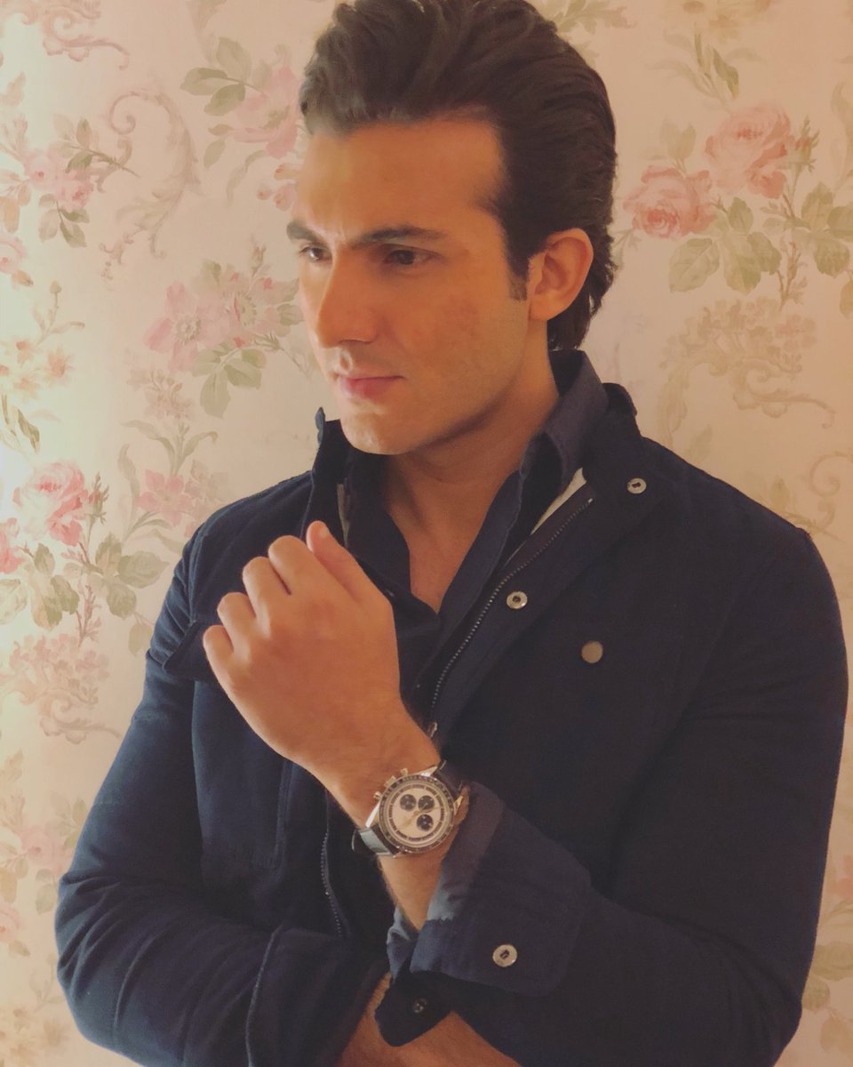 ShahrozSabzwari's tweet photo. Omega is a brand of my choice, happy to be part of AM:PM family.
#ampmpk #sonraj #omegawatches @ampm_pk @sonrajpakistan https://t.co/wRVBixRBfq