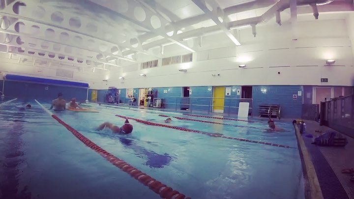swimmingmatters's tweet photo. Week 10 of our @swimsmooth #criticalswimspeed challenge. We re-tested our swimmers and then there was time for some #festivefun.  We started with our #swimming #christmascracker relay. To take over you must pull the cracker and put your hat on. Then swim… https://t.co/cw5D9YCvQv https://t.co/ImJ8VIEsCB