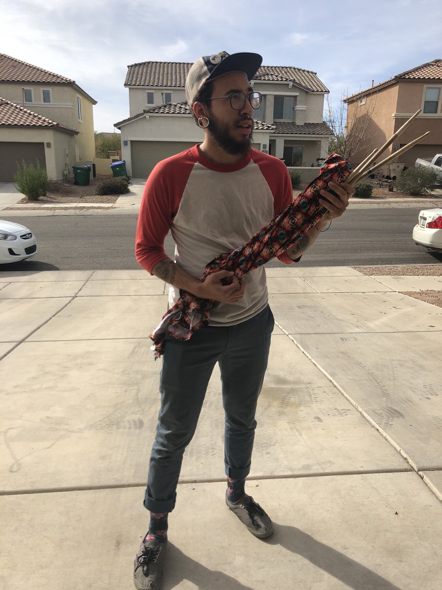 heydudeniceee's tweet image. 