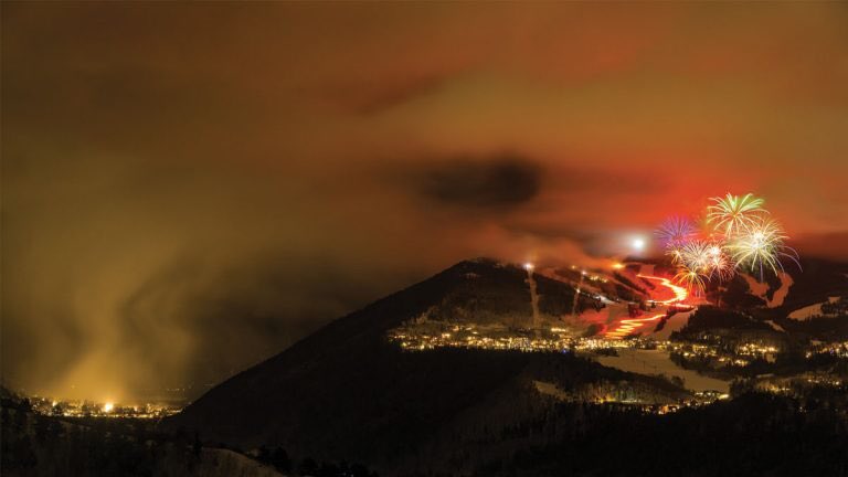 MountainVillage's tweet photo. #Holiday Activities, Gondola &amp; Bus Transportation Updates + More @Telluride’s Ski Terrain Opening https://t.co/yUV9c92LDC #DiscoverTelluride 📸 @ryanbonneau https://t.co/maQRgVjLOr